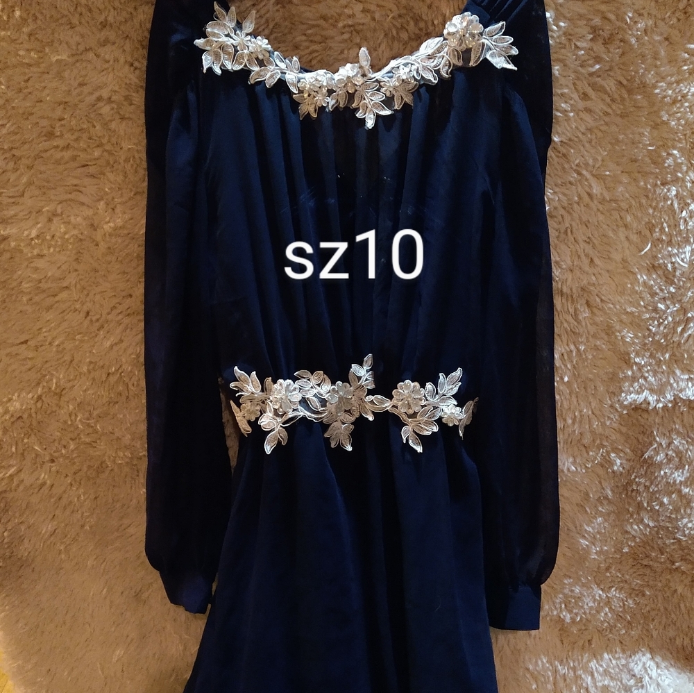 Beautiful "Faye" style Dress